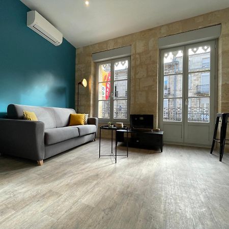 Superbes studios de charme, lumineux et climatisés en plein centre Bordeaux Extérieur photo