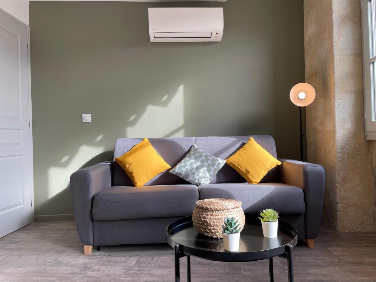 Superbes studios de charme, lumineux et climatisés en plein centre Bordeaux Extérieur photo
